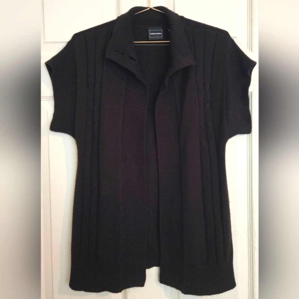 🔮 Bobbie Brooks Black Cardigan Dolman Short Sleeve Sweater Vest